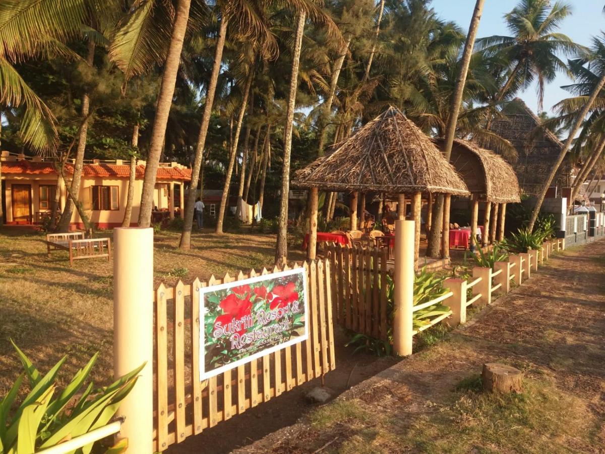 Sukriti Beach Resort Варкала Экстерьер фото