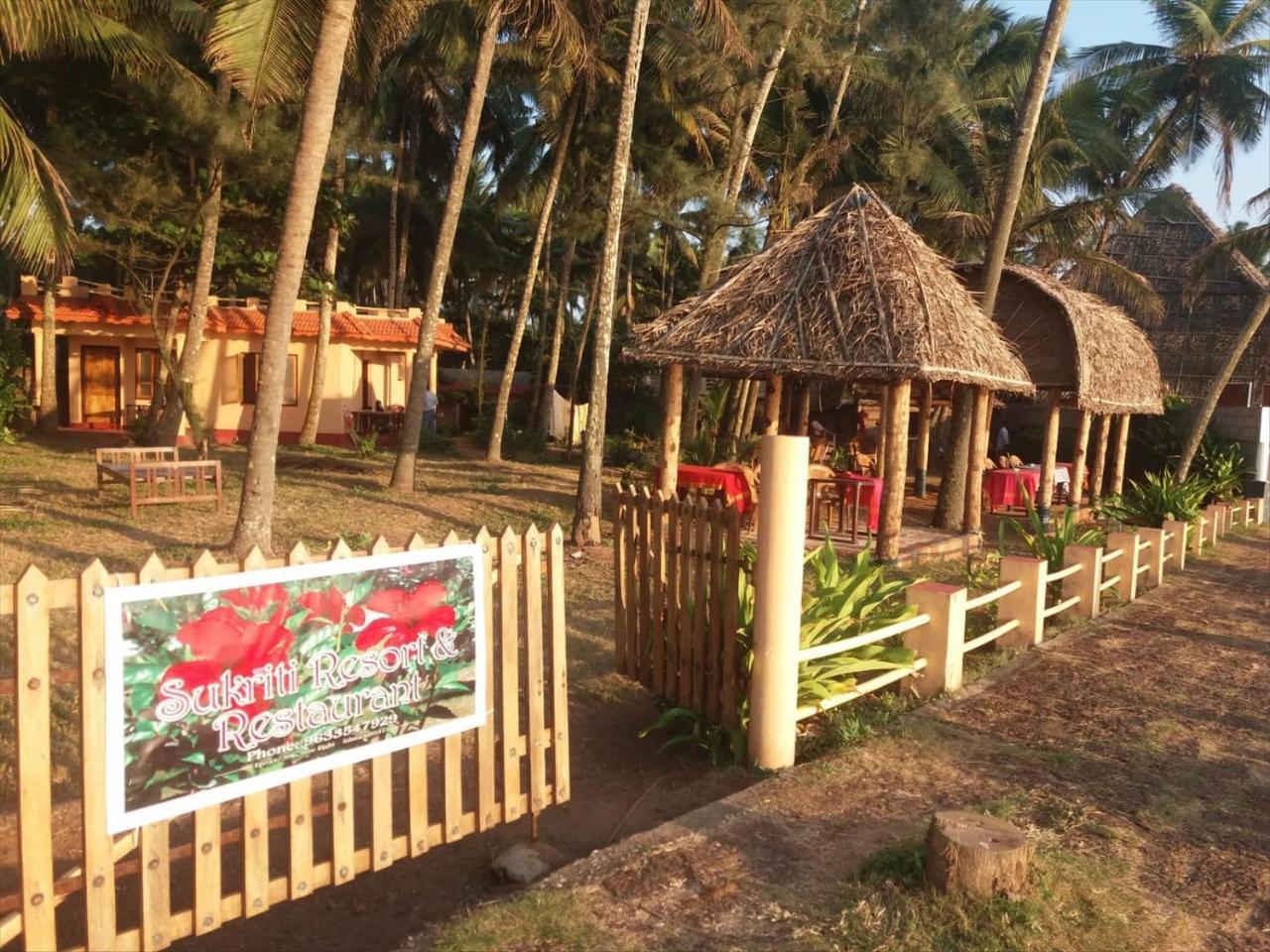 Sukriti Beach Resort Варкала Экстерьер фото