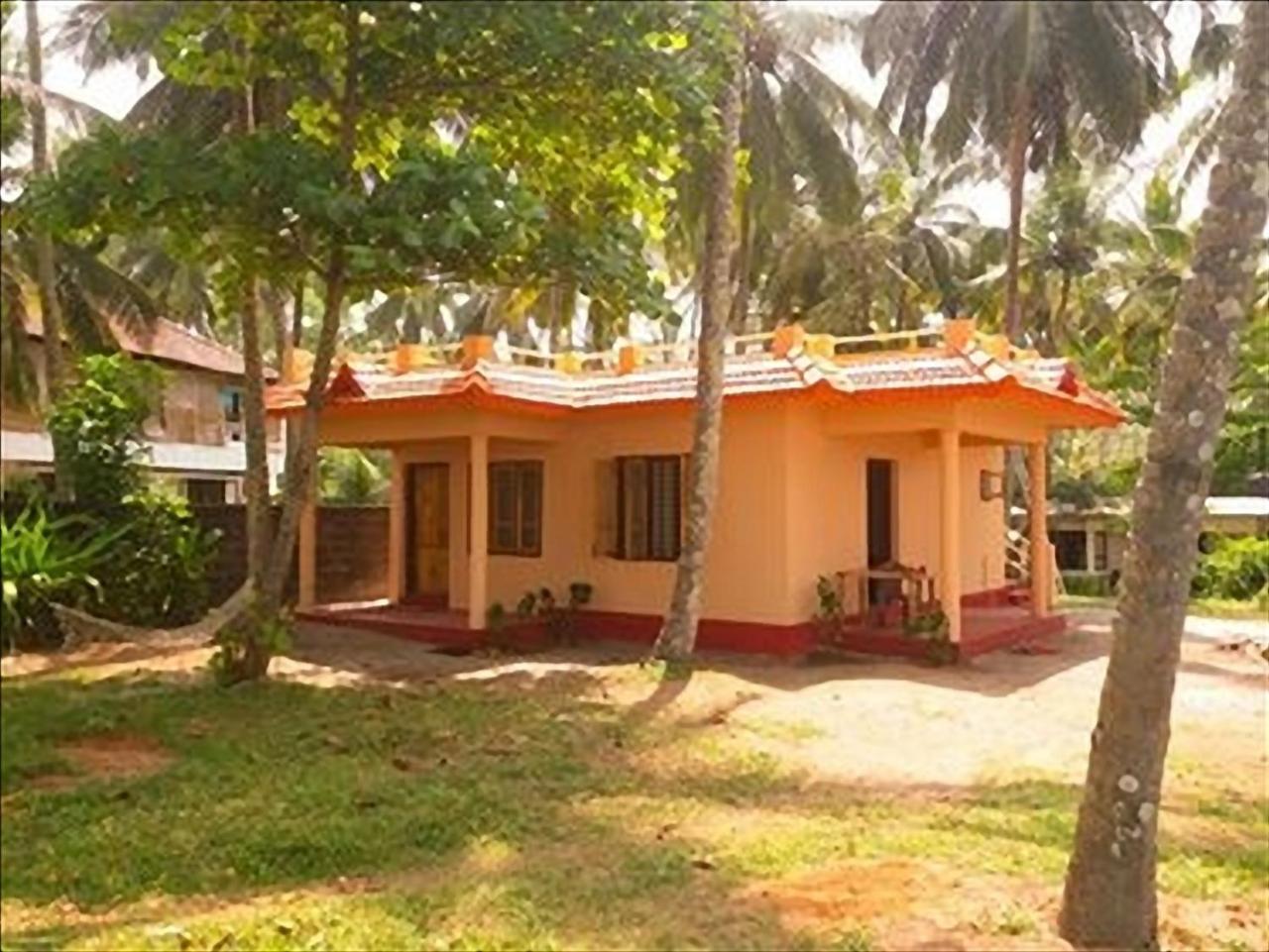 Sukriti Beach Resort Варкала Экстерьер фото