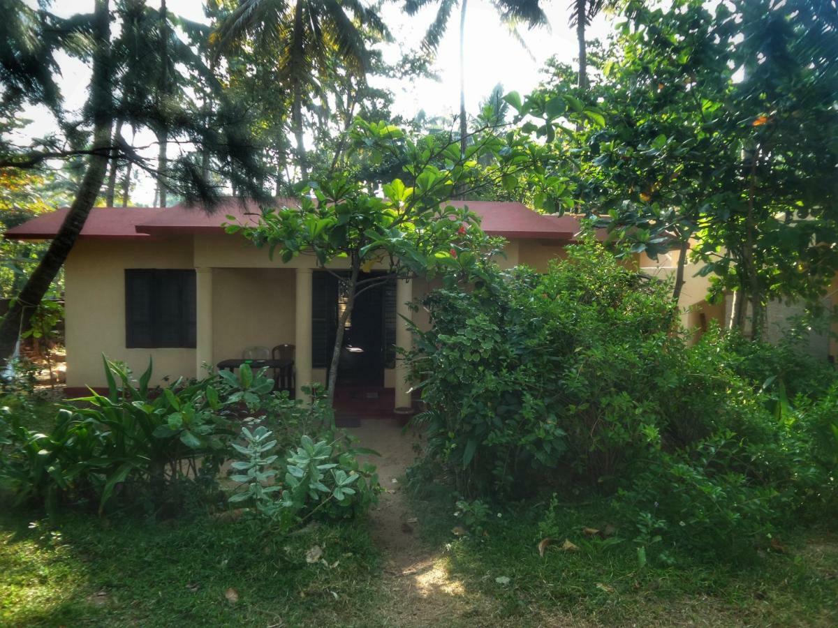 Sukriti Beach Resort Варкала Экстерьер фото